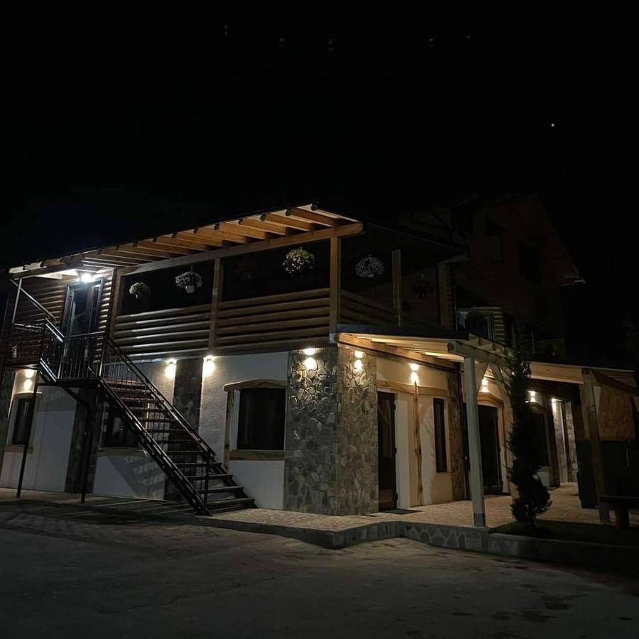Casa De Vacanta Clara Maria Comarnic Buitenkant foto