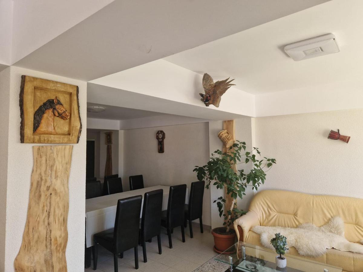 Casa De Vacanta Clara Maria Comarnic Buitenkant foto